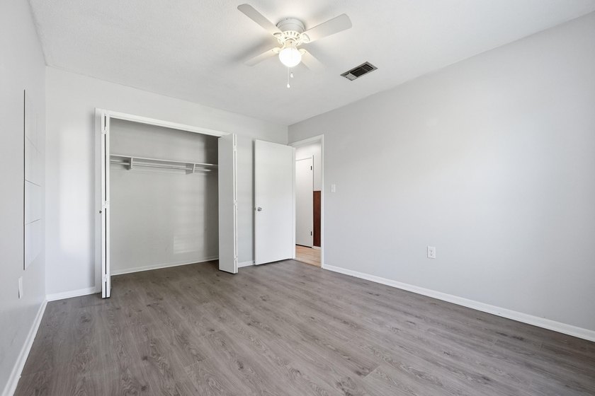 Spacious 3-Bedroom, 2-Bath All-Brick Home in Desirable Palm - photo 50