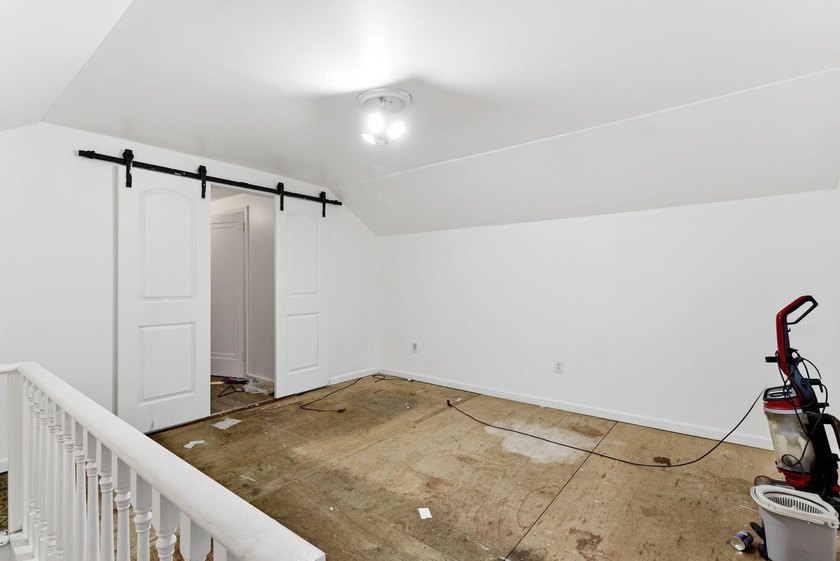 This 3-bedroom, 2-bath home with a detached 2-car garage is full - photo 15