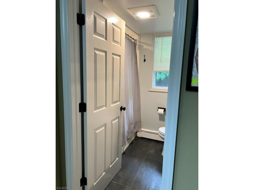 Take a look at this beautiful 3 bedroom 1 bath home tucked away - photo 5