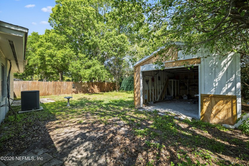 **FULLY RENOVATED**UPDATED**GREAT LOCATION** SELLER is MOTIVATED - photo 6