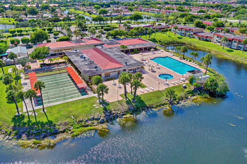 Fully Furnished, move-in ready, turn-key, 2-bedroom, 2-bath - photo 42