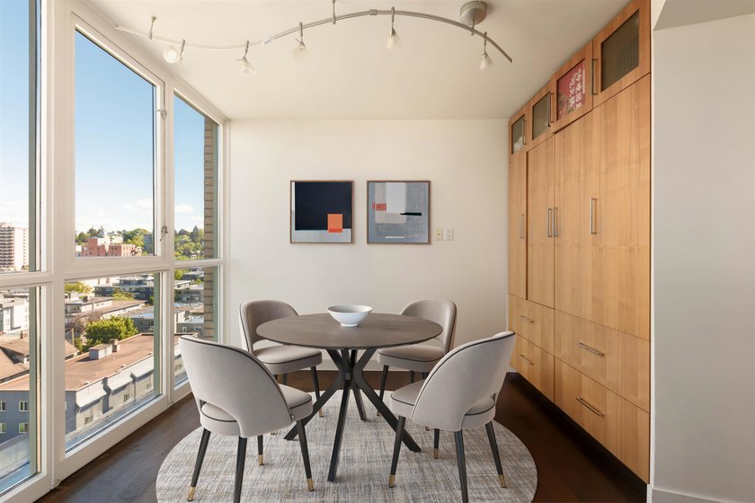 Hennessy House, a truly exceptional penthouse residence in the - photo 7