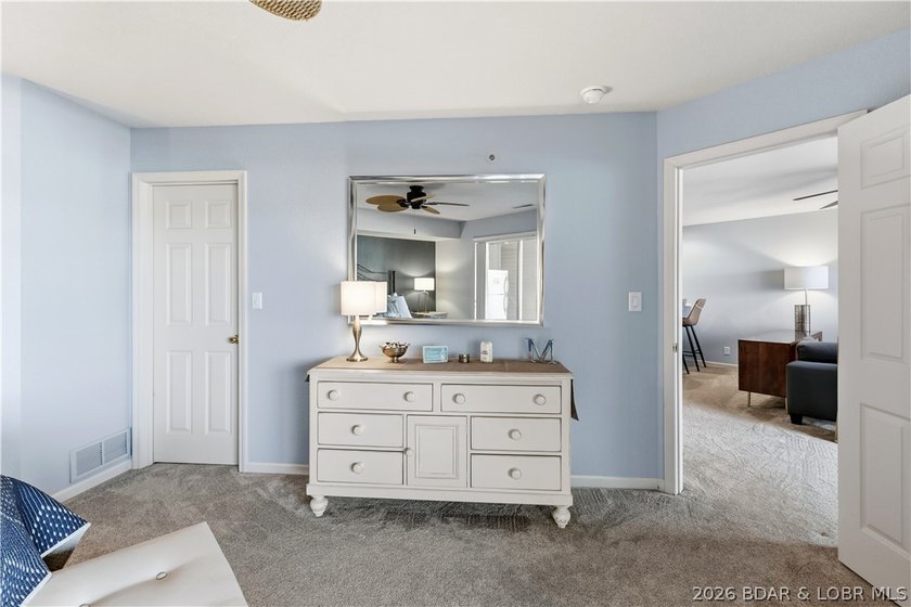 Experience Lake of the Ozarks living at its finest in this - photo 19