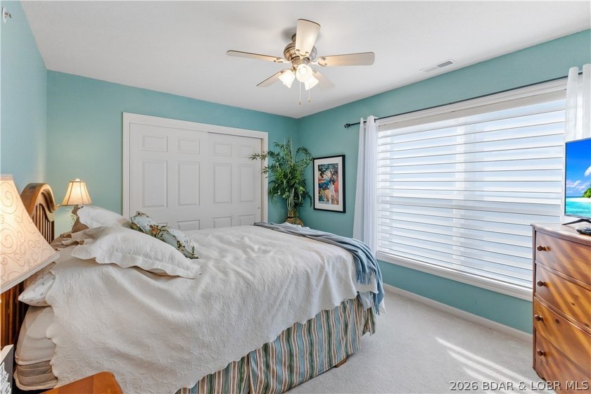 Experience Lake of the Ozarks living at its finest in this - photo 23