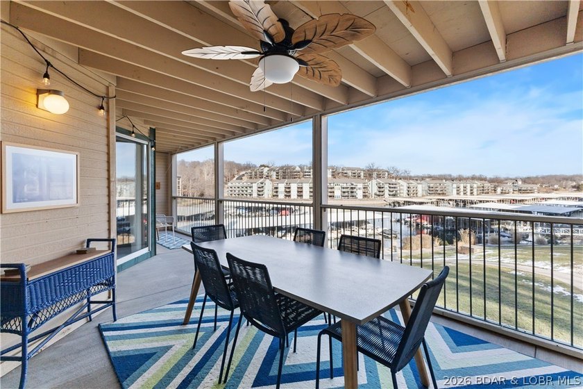 Experience Lake of the Ozarks living at its finest in this - photo 33