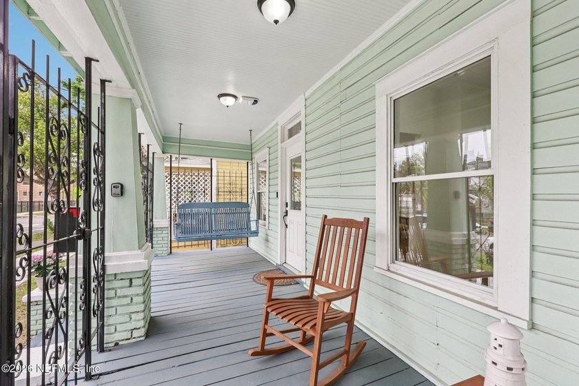 Set in the heart of Springfield's Historic District, this - photo 4
