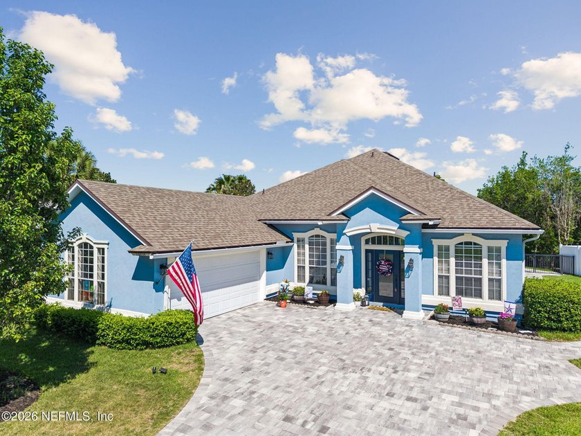 Home Sweet Home! Seller says SELL!!!!!Located in the established - photo 3
