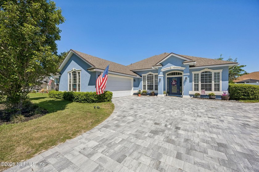 Home Sweet Home! Seller says SELL!!!!!Located in the established - photo 4