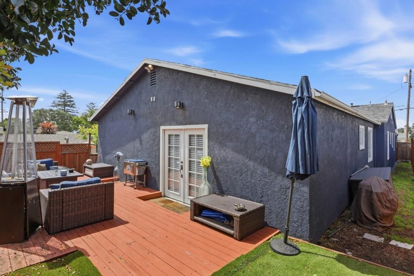 Welcome to this incredible 4 bedroom/3-full bath; 2,139 sq ft - photo 42