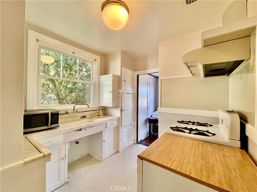 One of the nine lovely mediterranean bungalows built in 1936 and - photo 17
