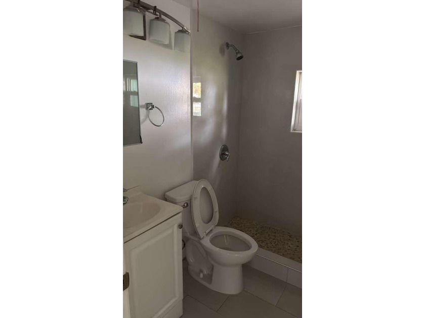 Excellent investment opportunity in Fort Pierce! This property - photo 16