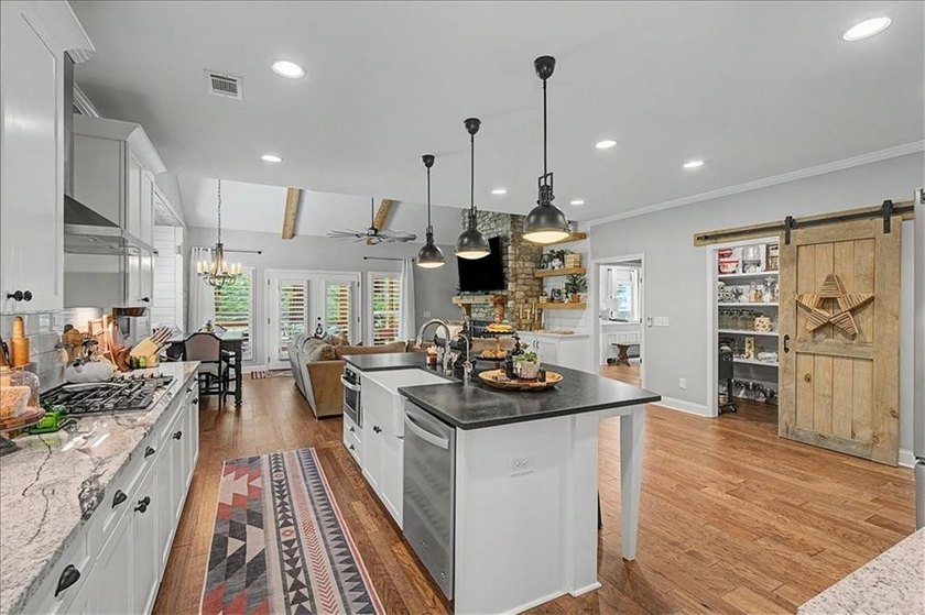 Step into the home-and lifestyle-you've been dreaming of. This - photo 16