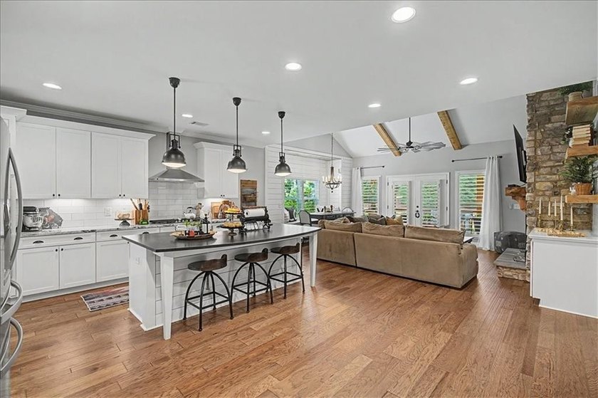 Step into the home-and lifestyle-you've been dreaming of. This - photo 17