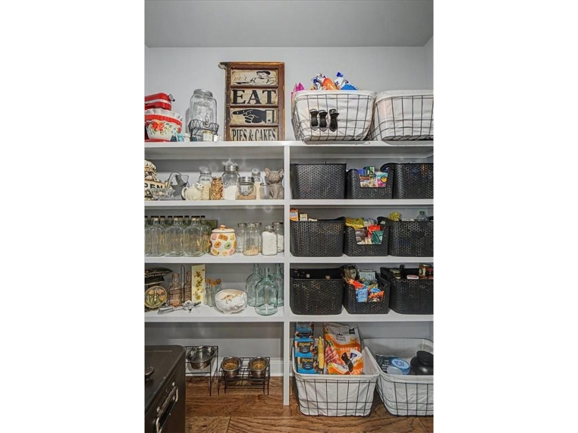 Step into the home-and lifestyle-you've been dreaming of. This - photo 21