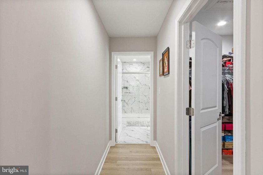 Welcome home to 1906 Lakeview Parkway, a like-new one level - photo 22