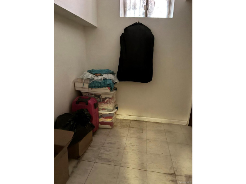 Welcome to 2216 Seward Avenue! This 3 bedroom, 1 1/2 bath - photo 26