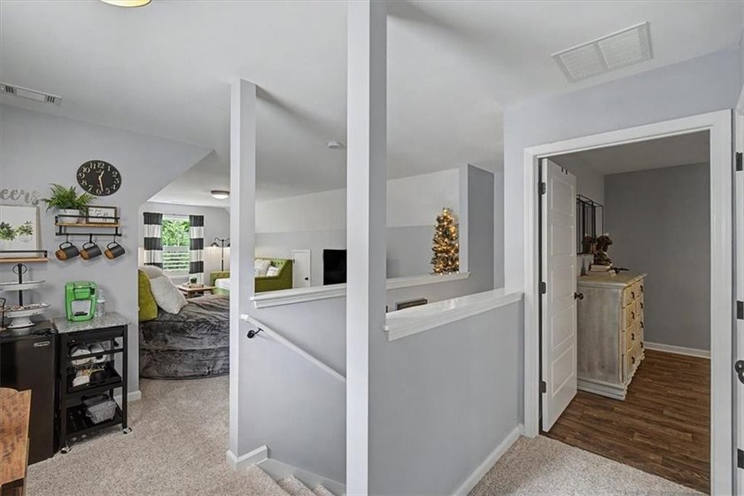 Step into the home-and lifestyle-you've been dreaming of. This - photo 44