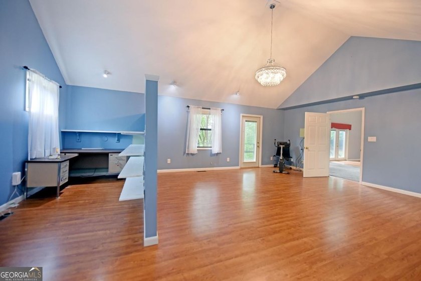 RARE Opportunity in the heart of TRACKROCK. This 3/3 country - photo 50