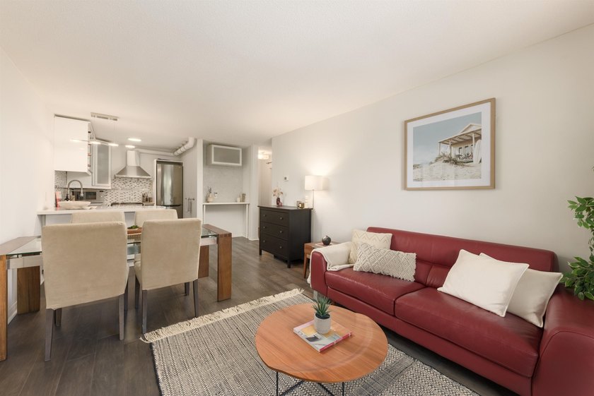 Beautifully renovated 1-bedroom home offers an exceptionally - photo 4