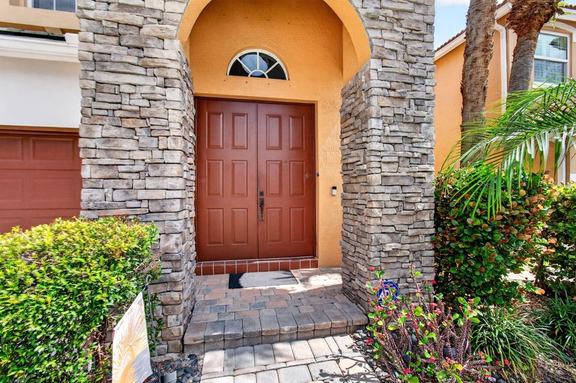 Tucked away on one of the most desirable lots in The Vineyards - photo 5