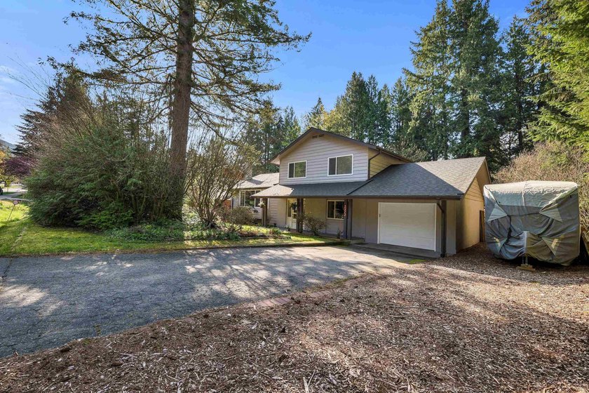 Move-in-ready Highlands lifestyle. Drive to Garibaldi - photo 3