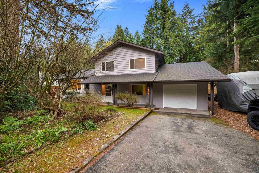 Move-in-ready Highlands lifestyle. Drive to Garibaldi - photo 4