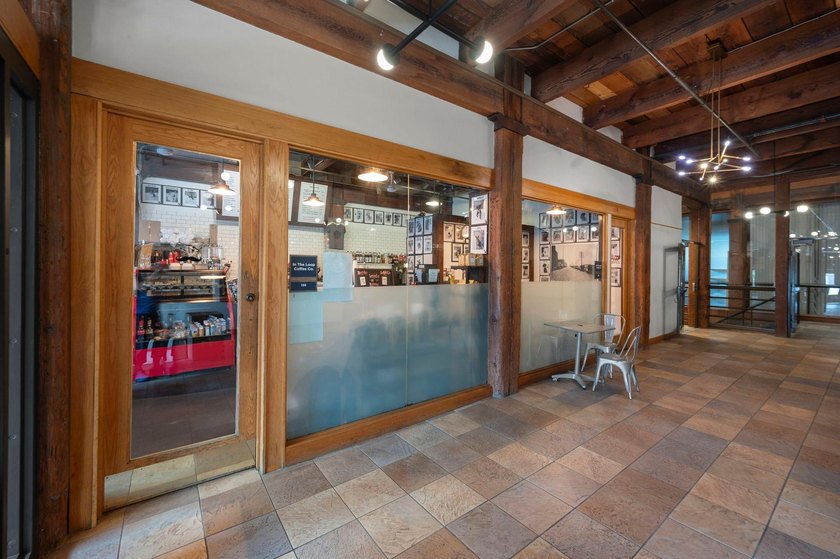 What a special property in the Itasca Lofts. Years ago, it was - photo 15