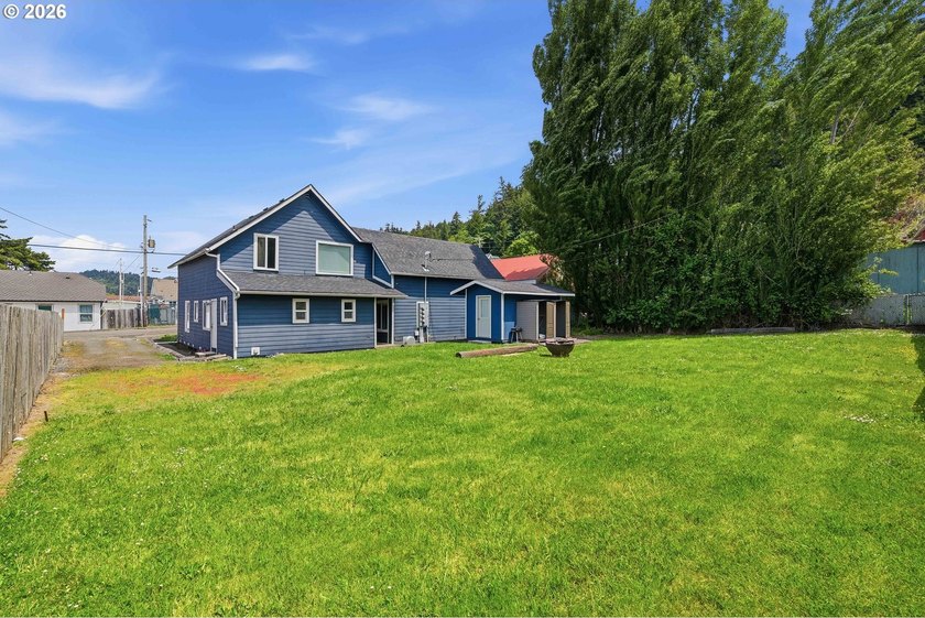 Remodeled 4 Plex On Oregon Coast! This 4 Plex features 4 - photo 19