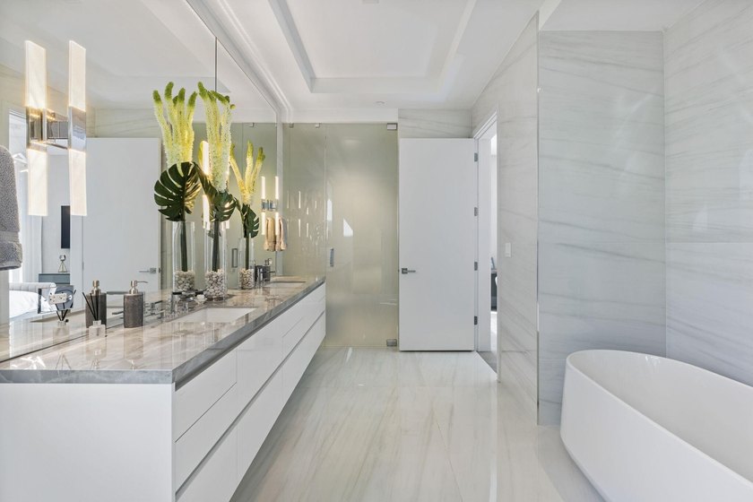 Experience unparalleled coastal luxury at The Sting Residence - photo 22