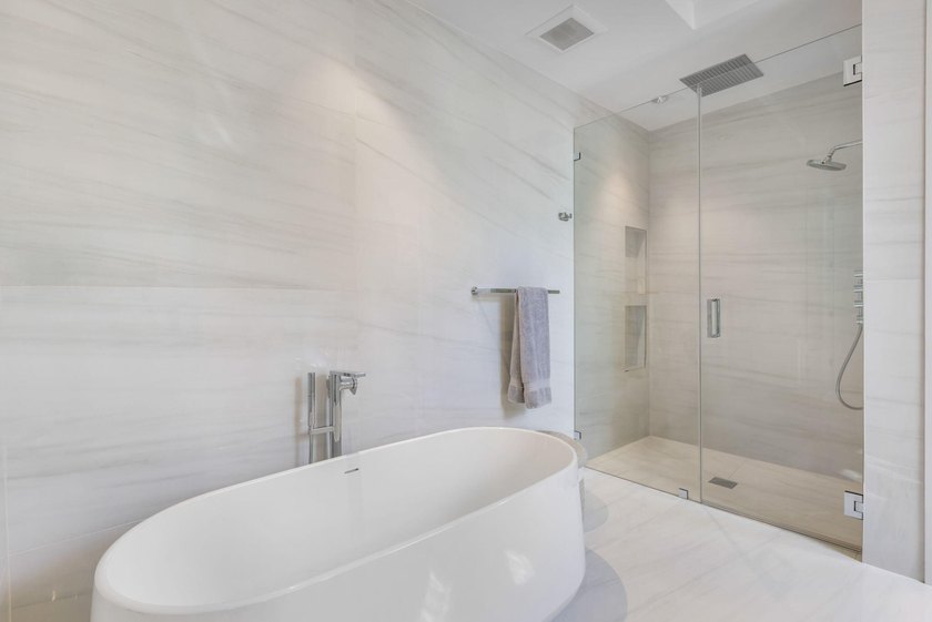 Experience unparalleled coastal luxury at The Sting Residence - photo 23
