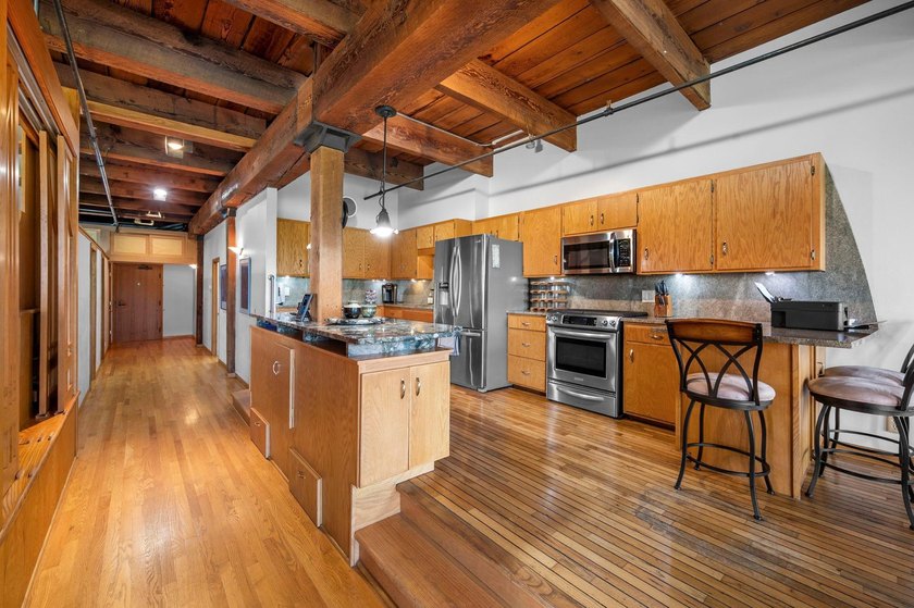 What a special property in the Itasca Lofts. Years ago, it was - photo 34