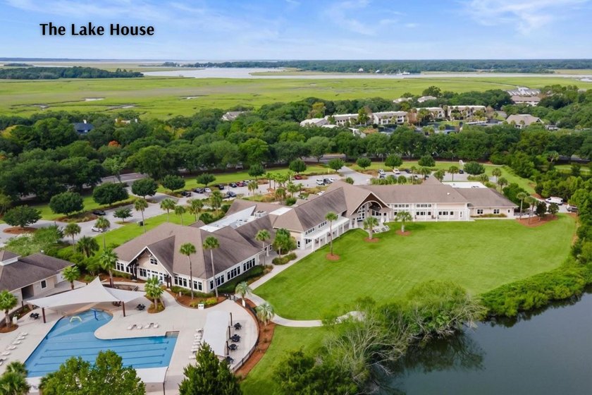 Perched on the top floor of desirable Pelican Watch Villas, 1360 - photo 35
