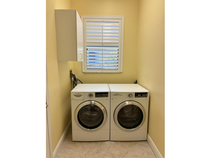 Quiet cul-de-sac in a desirable 55+ active adult community with - photo 40