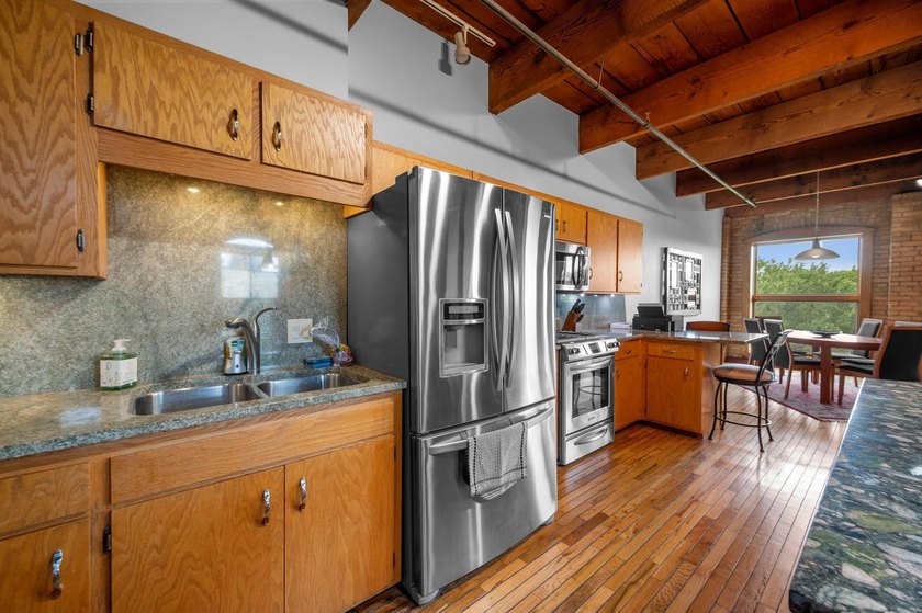 What a special property in the Itasca Lofts. Years ago, it was - photo 41