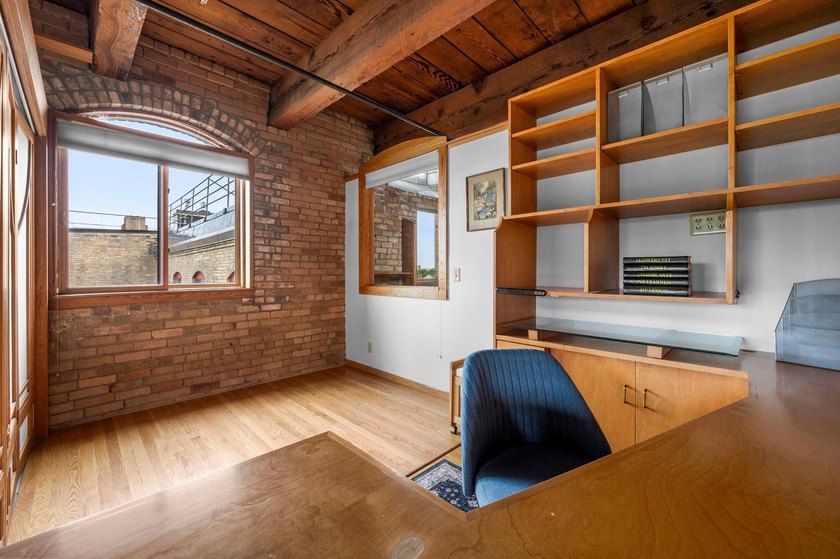 What a special property in the Itasca Lofts. Years ago, it was - photo 48
