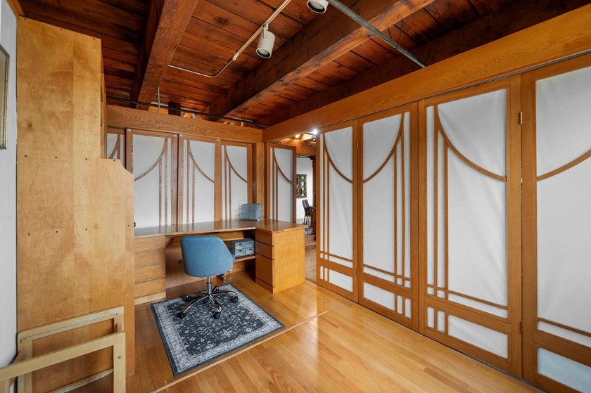 What a special property in the Itasca Lofts. Years ago, it was - photo 49