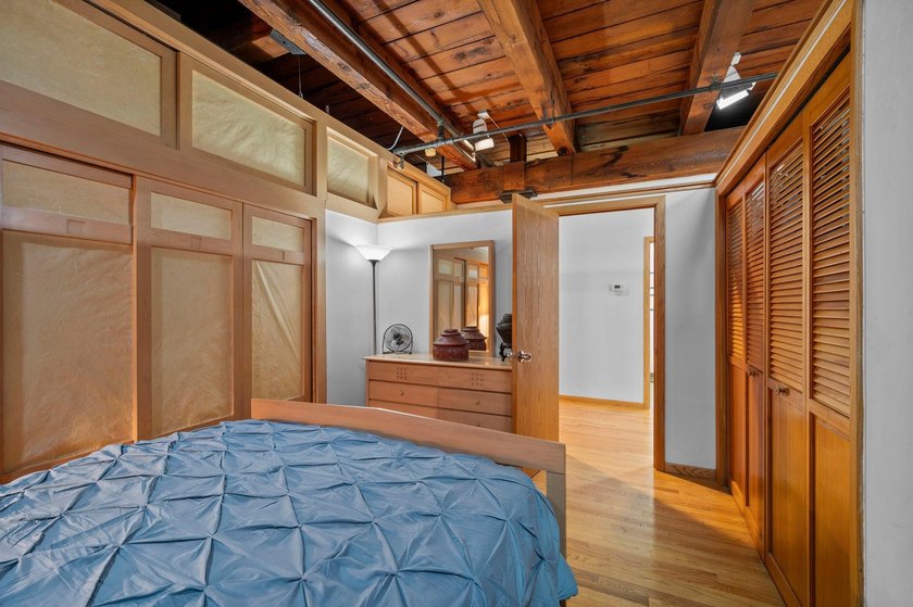 What a special property in the Itasca Lofts. Years ago, it was - photo 58
