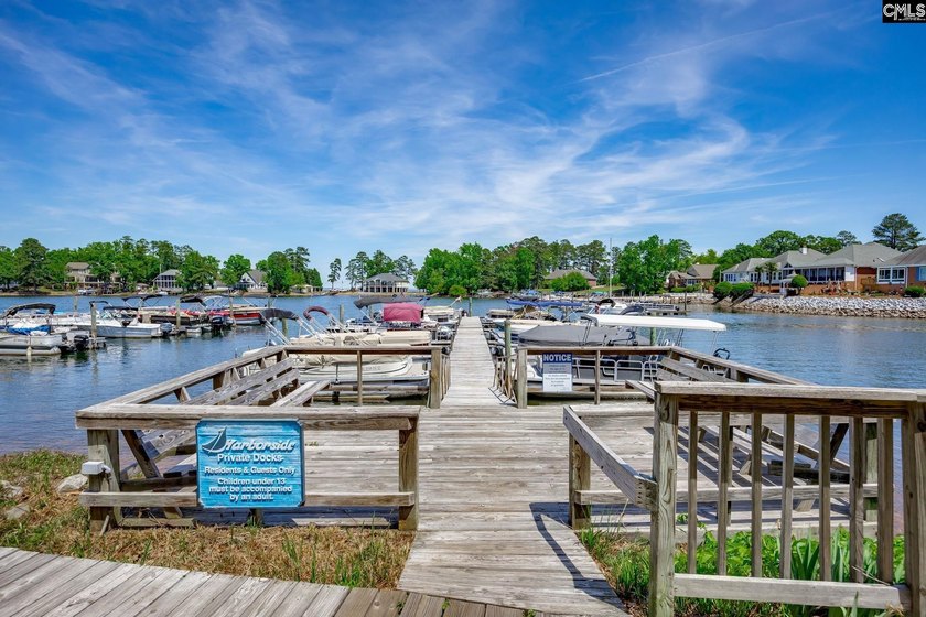 Enjoy lakefront living at its finest on Lake Murray, complete - photo 11
