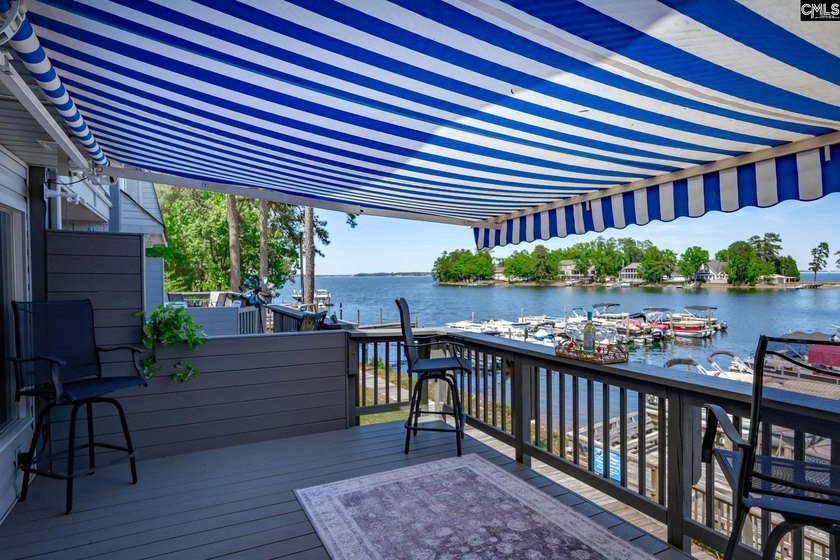 Enjoy lakefront living at its finest on Lake Murray, complete - photo 33
