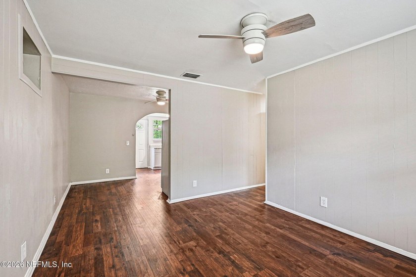 Come check out this four-bedroom, one-bathroom home is move-in - photo 10