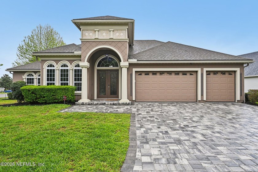 This stunning corner-lot home in St. Johns County offers 3,237 - photo 5