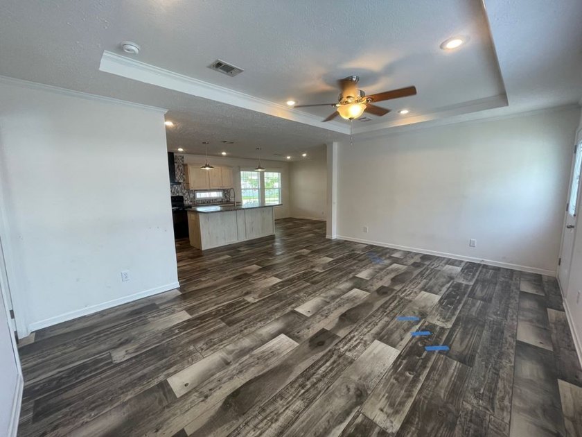 Welcome to Island Vista Estates an all age active and vibrant - photo 8