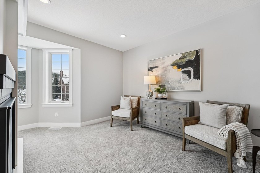 Welcome to the epitome of luxury living tailored for the - photo 19