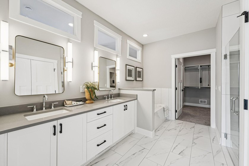 Welcome to the epitome of luxury living tailored for the - photo 21