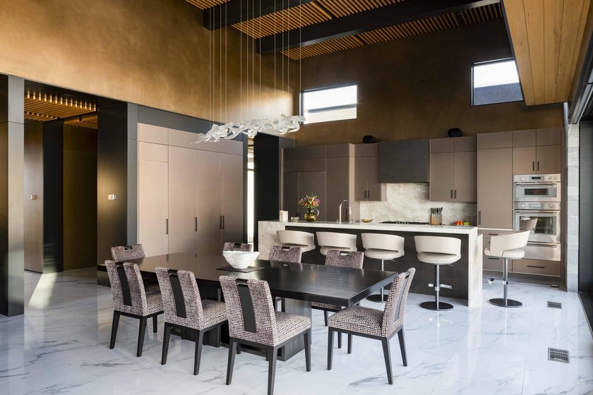 Stunning single-level Mountain Modern home with exceptional - photo 13