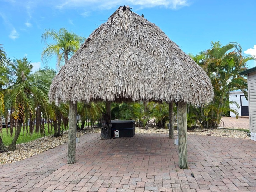 SILVER PALMS 5-STAR RESORT - Stunning oversized lot with - photo 8