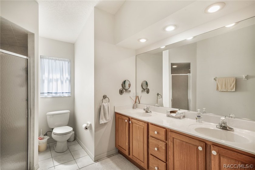 This stunning 3-bedroom, 2-bathroom home in the desirable Citrus - photo 19