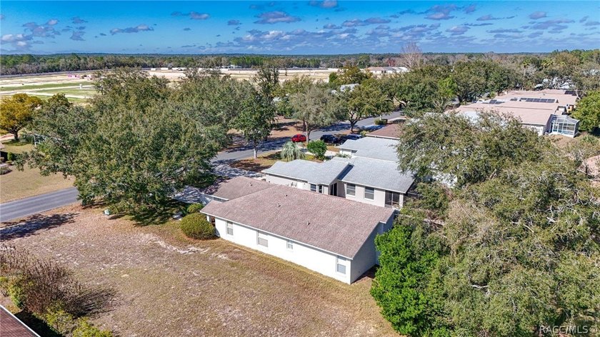 This stunning 3-bedroom, 2-bathroom home in the desirable Citrus - photo 32