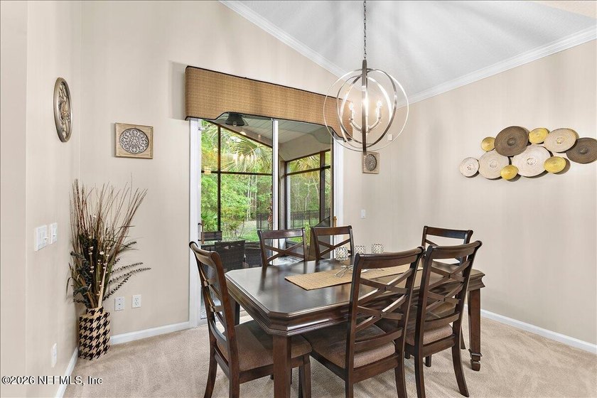 Welcome to this impeccably maintained, beautifully upgraded home - photo 8