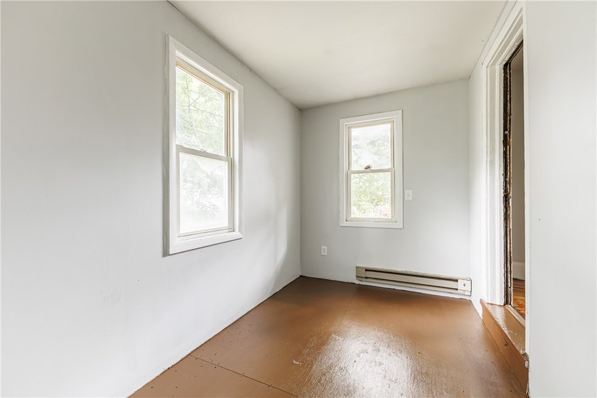 Located in the desirable Maplewood Historic District, this - photo 16
